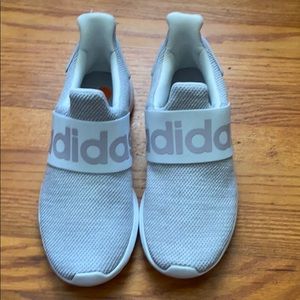Adidas Slip on sneaker